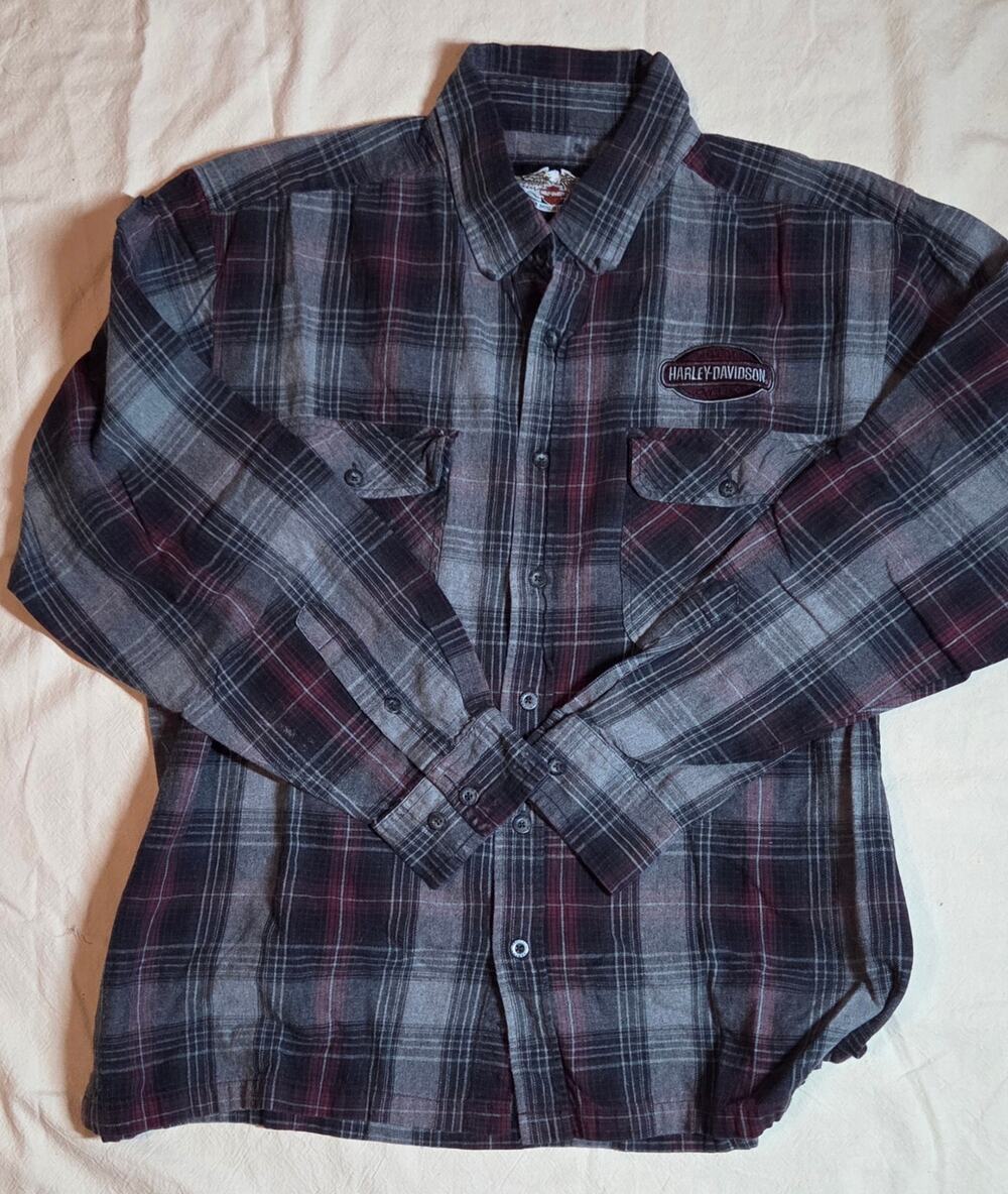 Harley-Davidson Genuine MotorClothes Men's XL Plaid Flannel – Gray & Burgundy